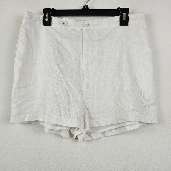 Princess Polly Linen Blend lined Short Size 10 Ivory - Picture 1 of 6